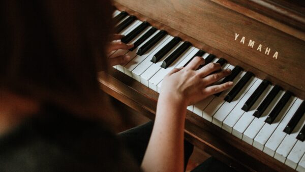 ピアノによる手の疲れをケア